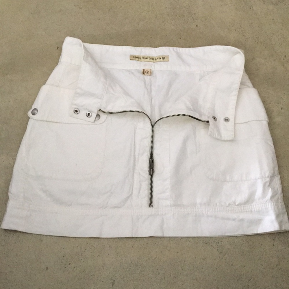 High Waist Retro White Mini With Long Zipper